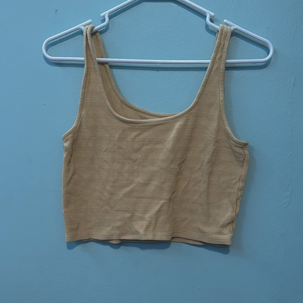 American Eagle Women's Cropped Yellow Tank Top Size Medium